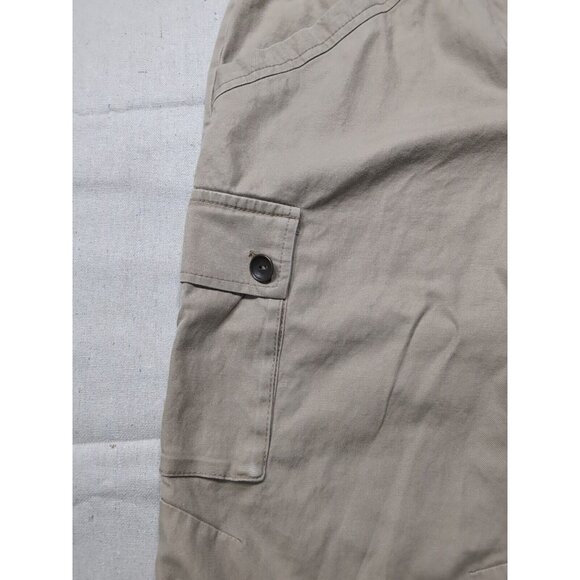 Trina Turk Los Angeles Beige Cargo Capri Shorts  Side Pockets Size 4 - Picture 4 of 12